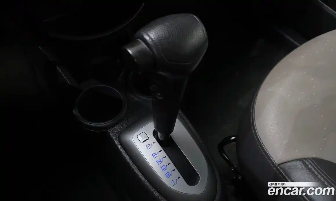 Chevrolet Spark 2012 1.0 автомат (гидро), фото 9