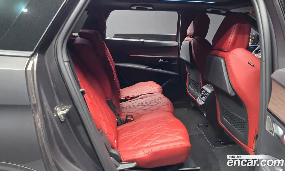 Peugeot 5008 2024 1.2 автомат (гидро), фото 18