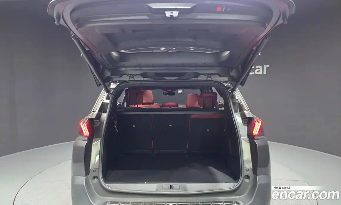 Peugeot 5008 2024 1.2 автомат (гидро), фото 26