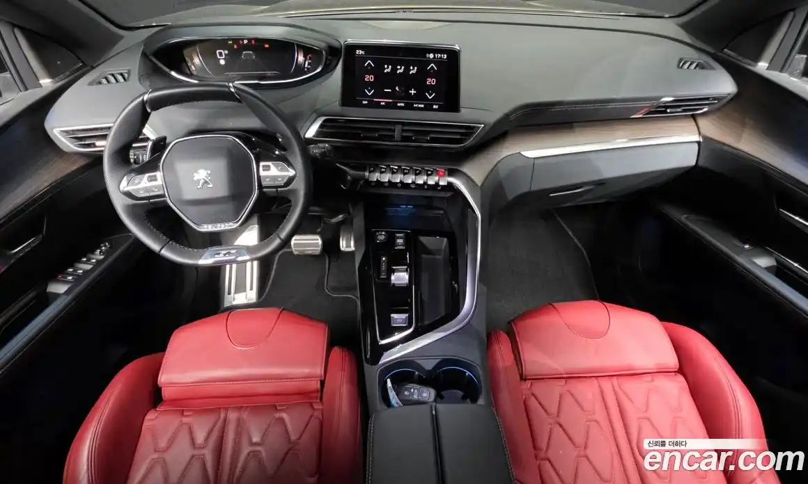 Peugeot 5008 2024 1.2 автомат (гидро), фото 10