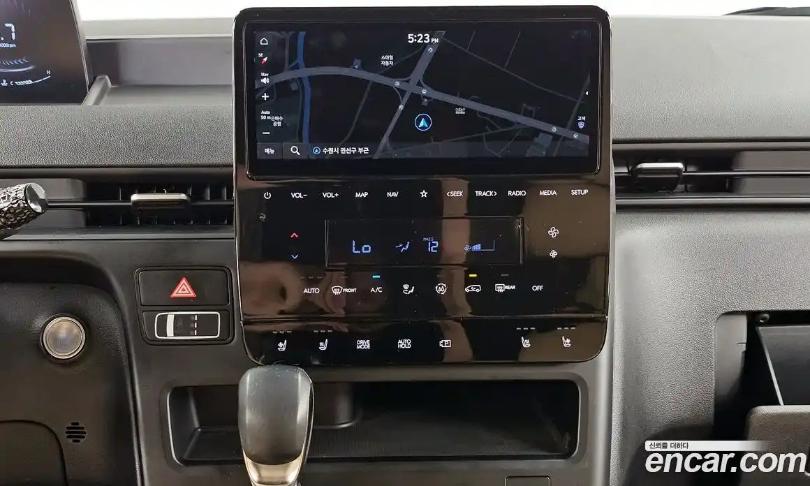 Hyundai Staria 2022 2.2 гидро, фото 20