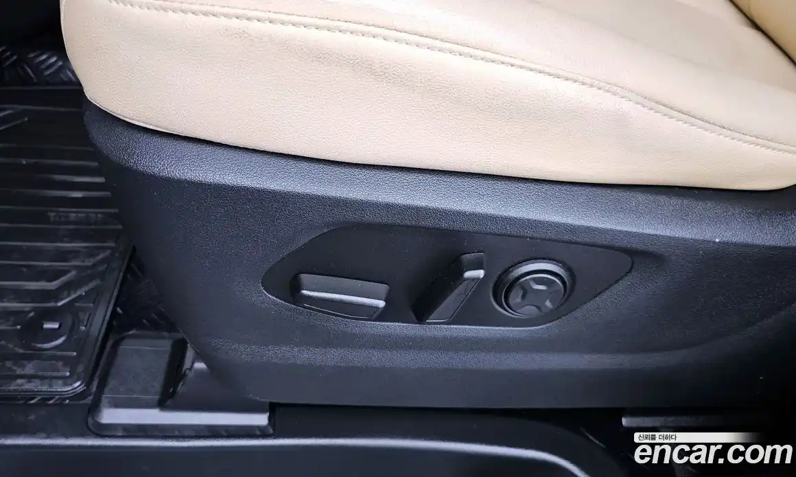 Hyundai Staria 2022 2.2 гидро, фото 31