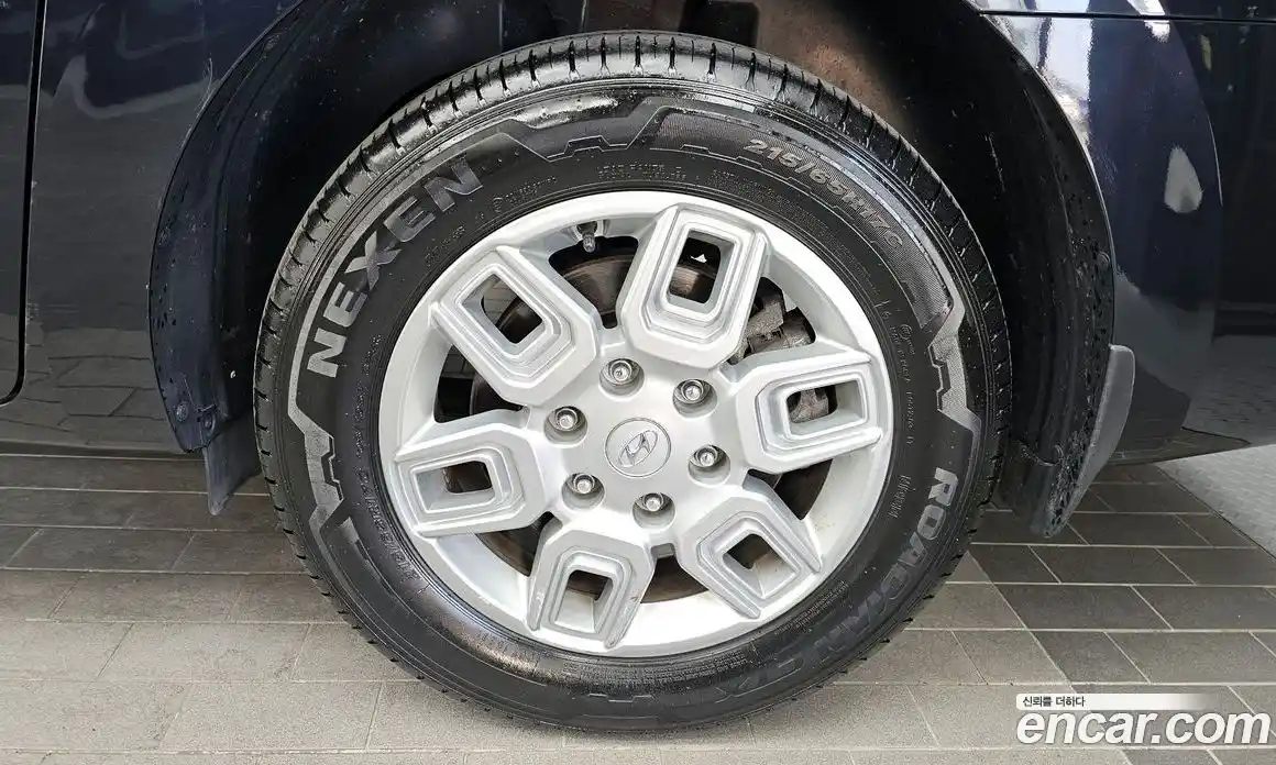 Hyundai Staria 2022 2.2 гидро, фото 7