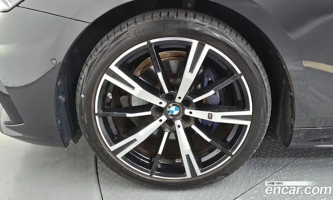 BMW 5-Series 2023 2.0 гидро, фото 5