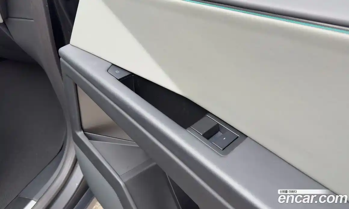 Tesla Cybertruck 2024 0.1 гидро, фото 11