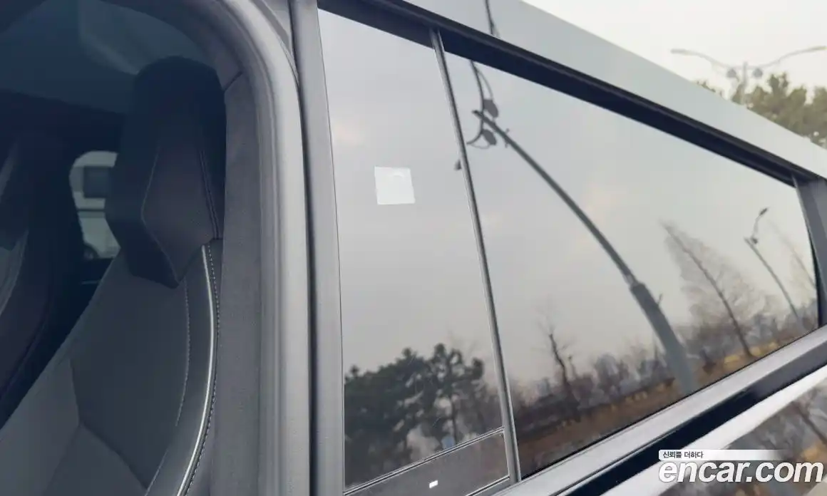 Tesla Cybertruck 2024 0.1 гидро, фото 15