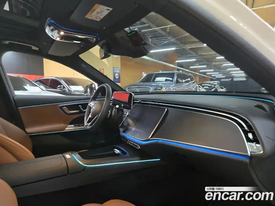 Mercedes-Benz E-Class 2025 2.0 гидро, фото 19