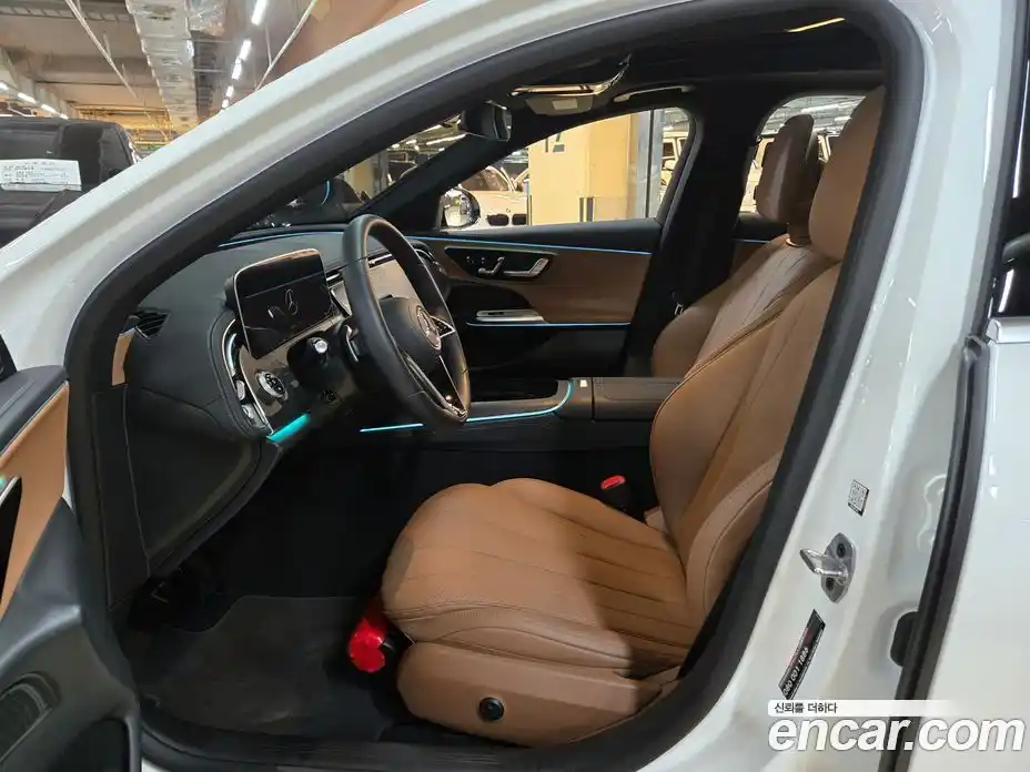 Mercedes-Benz E-Class 2025 2.0 гидро, фото 6
