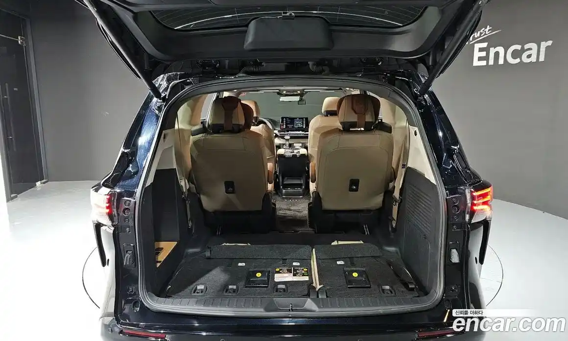 Toyota Sienna 2023 2.5 гидро, фото 28