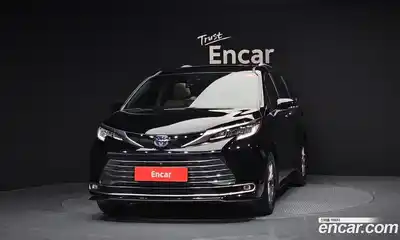 Toyota Sienna 2023 2.5 гидро, миниатюра 3