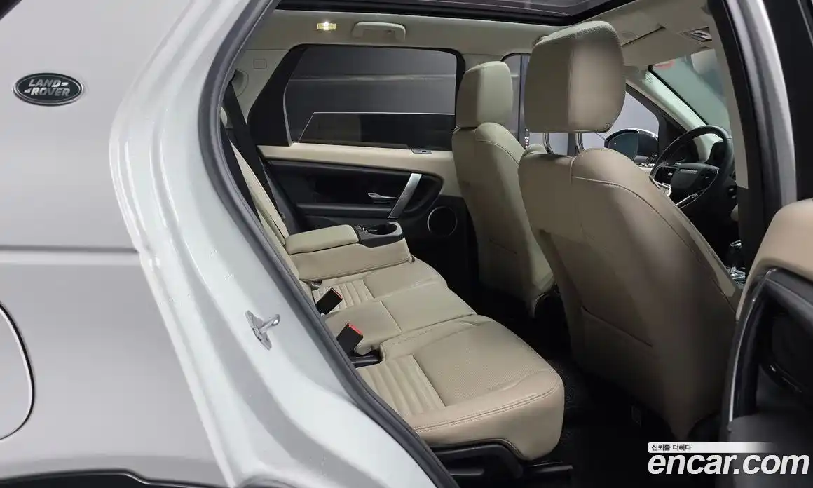 Land Rover Discovery Sport 2022 2.0 автомат (гидро), фото 12