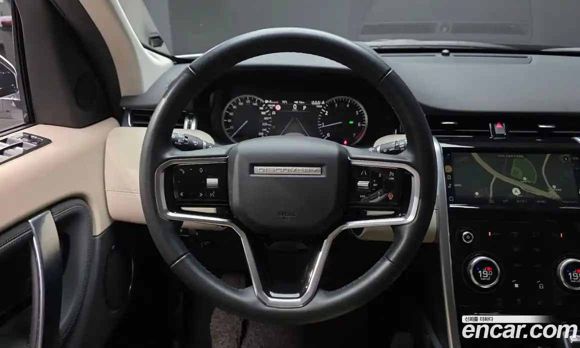 Land Rover Discovery Sport 2022 2.0 автомат (гидро), фото 13