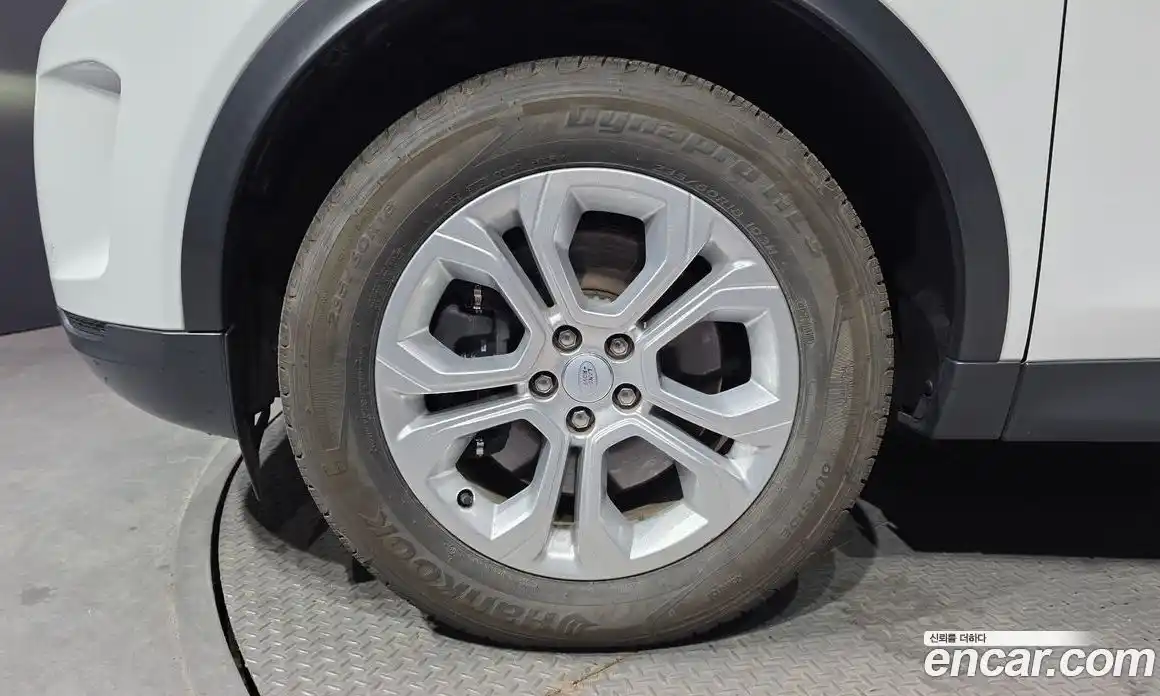 Land Rover Discovery Sport 2022 2.0 автомат (гидро), фото 5