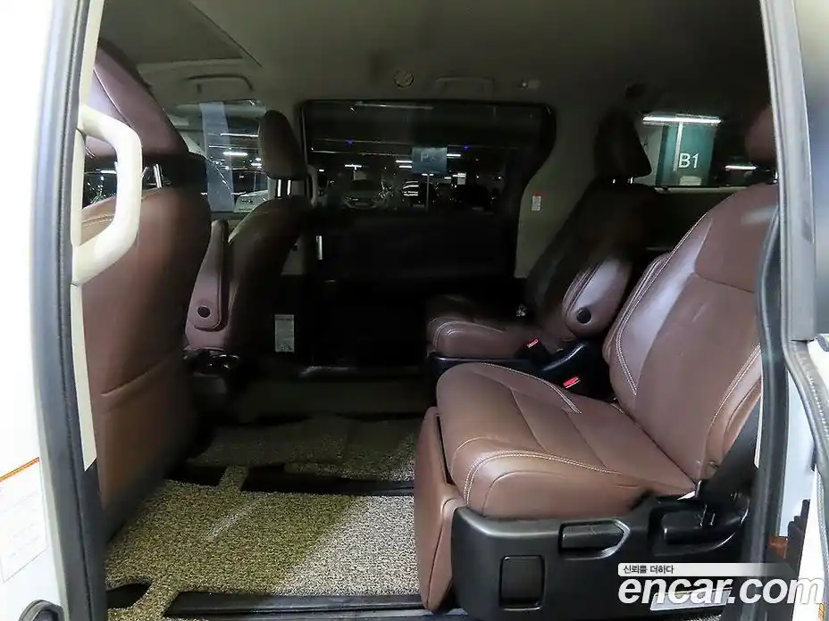 Toyota Sienna 2018 3.5 гидро, фото 7