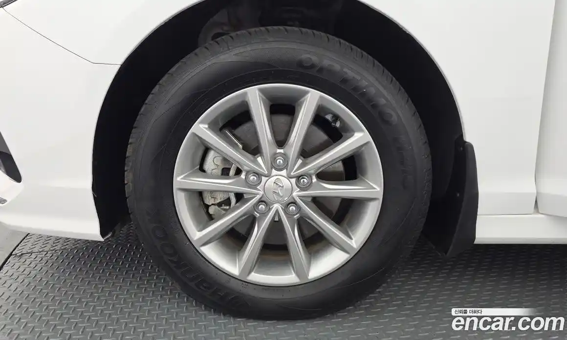 Hyundai Sonata 2019 2.0 гидро, фото 5