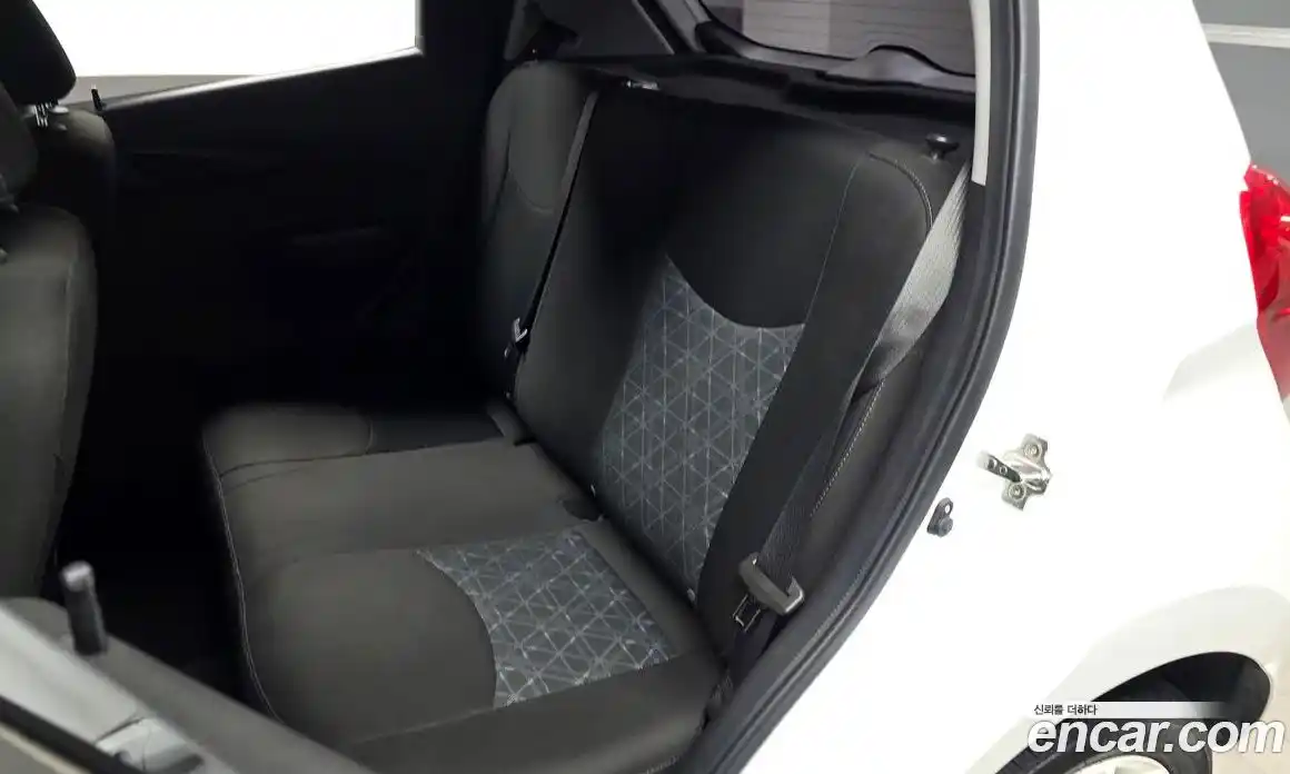 Chevrolet Spark 2019 1.0 механика, фото 18