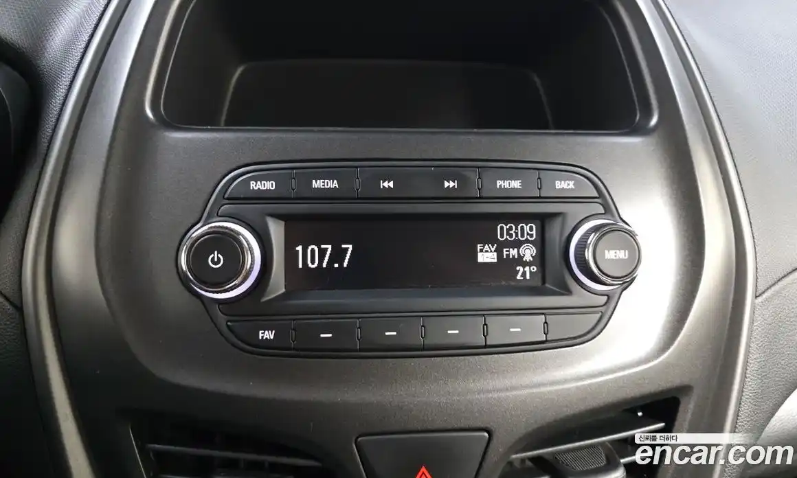 Chevrolet Spark 2019 1.0 механика, фото 32