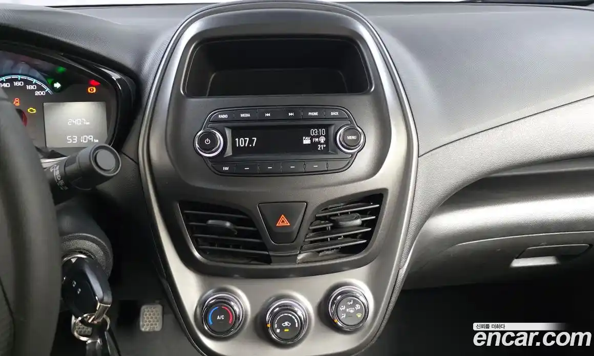 Chevrolet Spark 2019 1.0 механика, фото 33