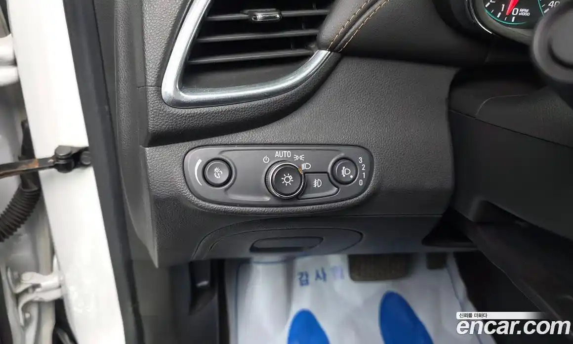 Chevrolet Trax 2019 1.4 гидро, фото 13