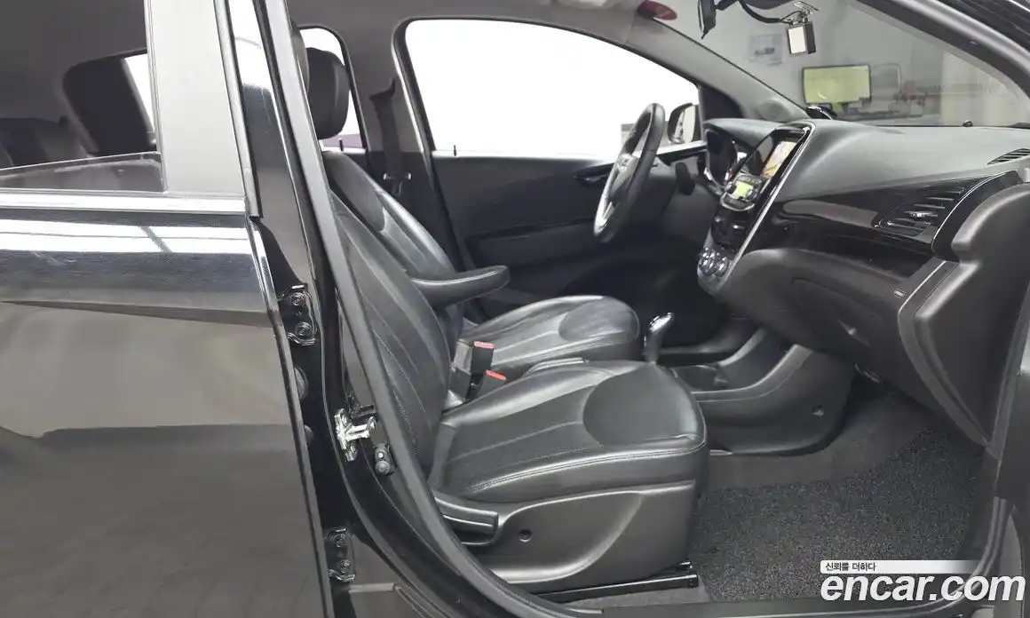 Chevrolet Spark 2017 1.0 гидро, фото 16