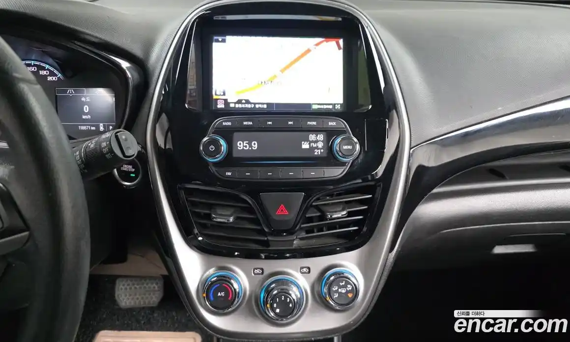 Chevrolet Spark 2017 1.0 гидро, фото 25