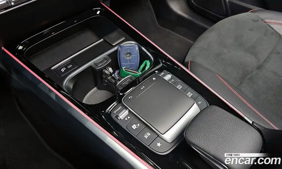 Mercedes-Benz GLB-Class 2022 2.0 гидро, фото 16