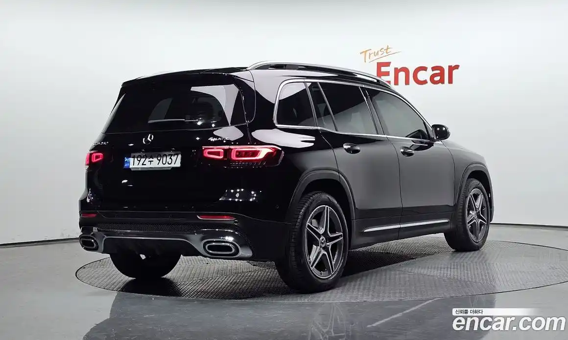 Mercedes-Benz GLB-Class 2022 2.0 гидро, фото 2