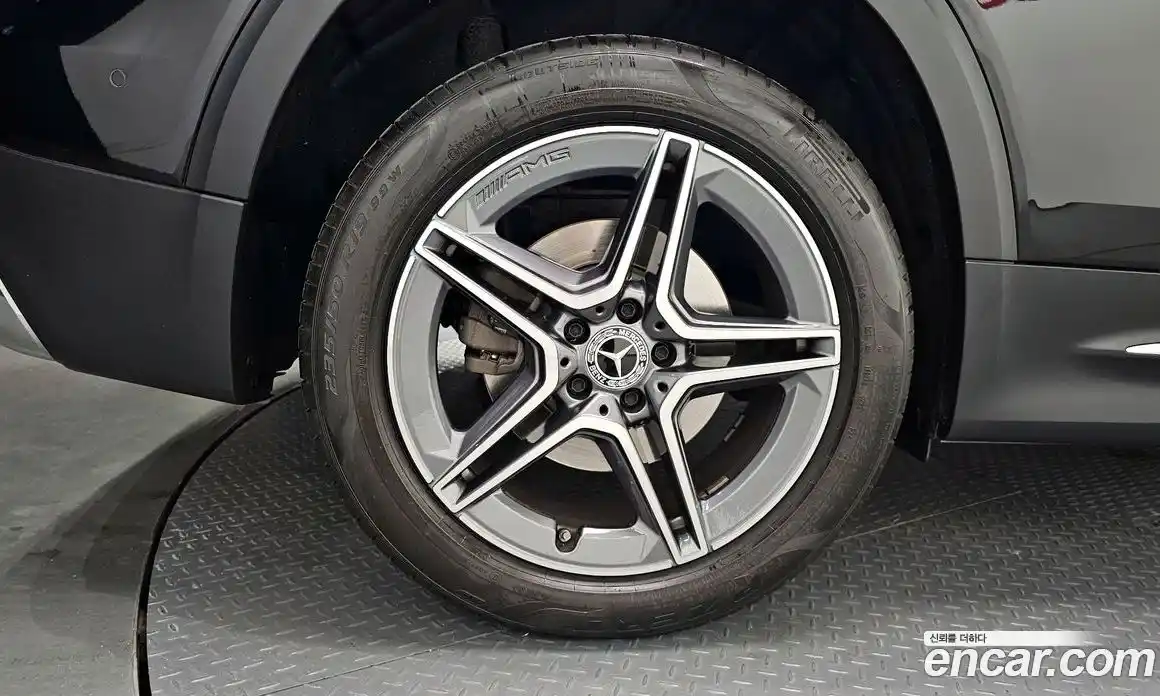 Mercedes-Benz GLB-Class 2022 2.0 гидро, фото 5