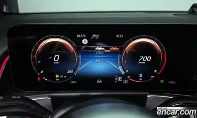 Mercedes-Benz GLB-Class 2022 2.0 гидро, миниатюра 8