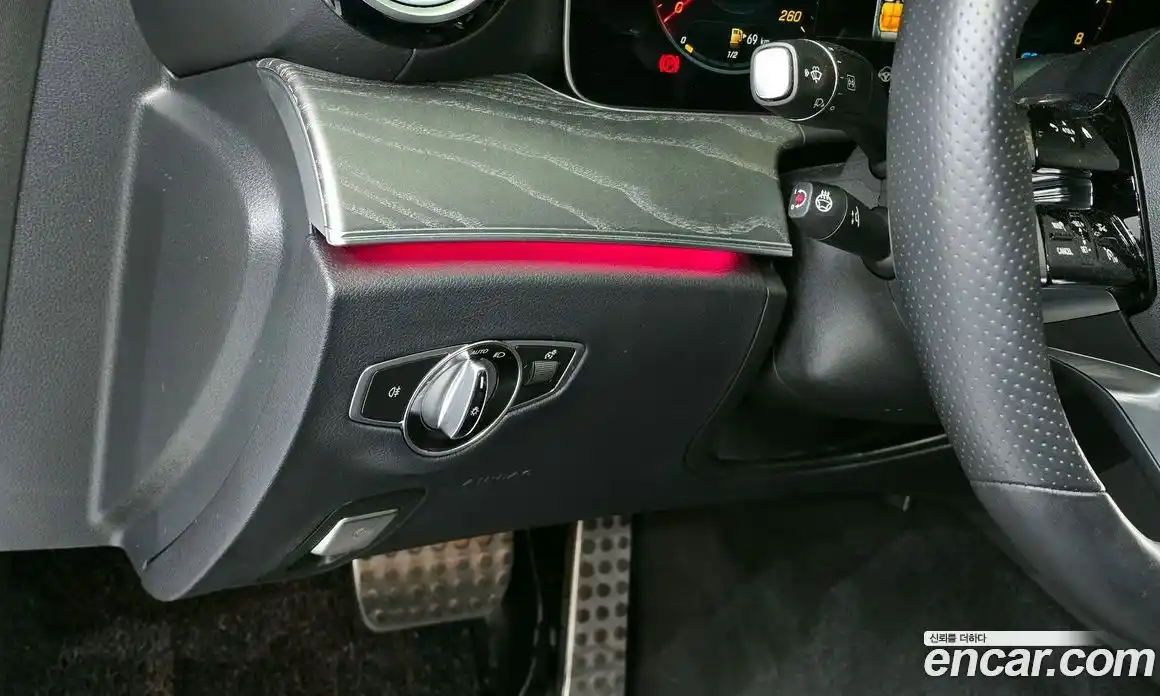 Mercedes-Benz E-Class 2022 2.0 гидро, фото 14