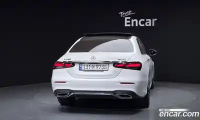 Mercedes-Benz E-Class 2022 2.0 гидро, миниатюра 4