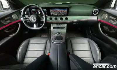 Mercedes-Benz E-Class 2022 2.0 гидро, миниатюра 7