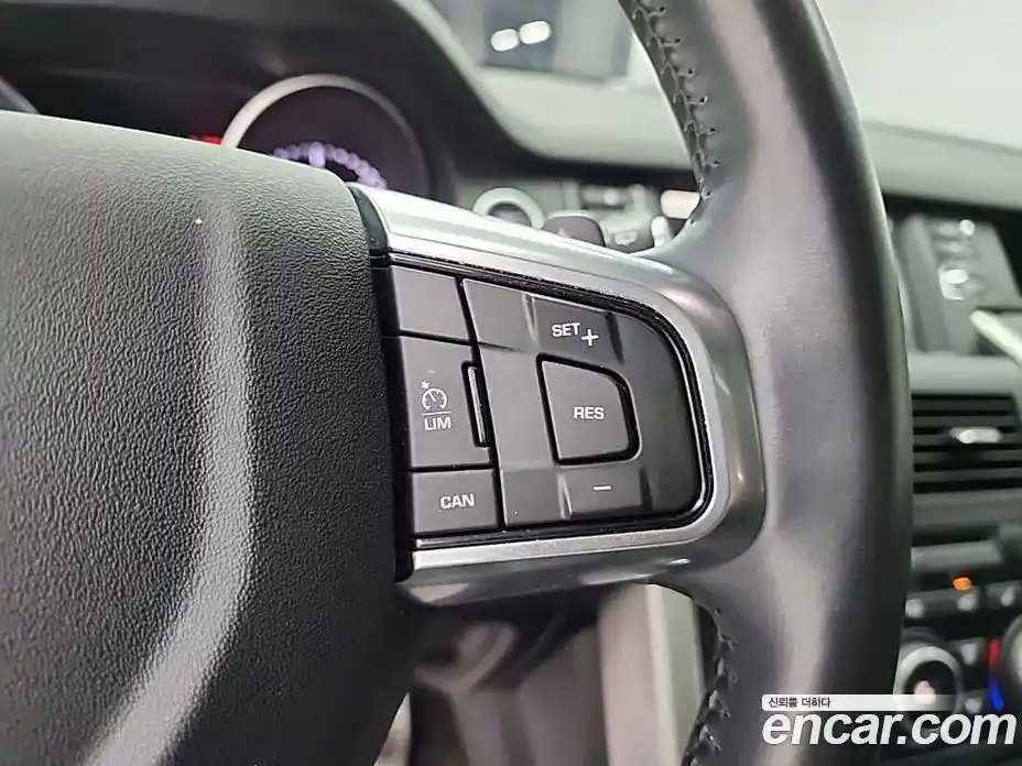 Land Rover Discovery Sport 2016 2.0 автомат (гидро), фото 17