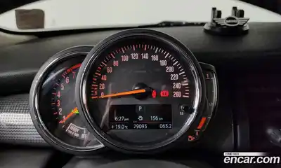 Mini Cooper 2018 1.5 автомат (гидро), миниатюра 11