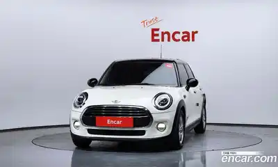 Mini Cooper 2018 1.5 автомат (гидро), миниатюра 3