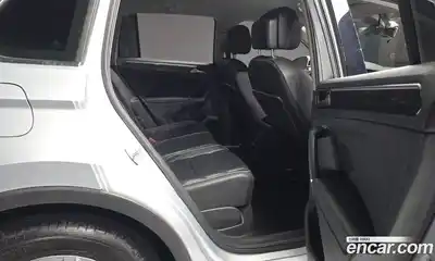 Volkswagen Tiguan 2018 2.0 автомат (гидро), миниатюра 12