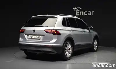 Volkswagen Tiguan 2018 2.0 автомат (гидро), миниатюра 2
