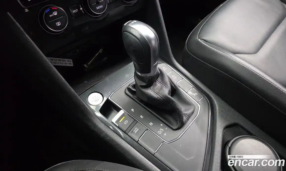 Volkswagen Tiguan 2018 2.0 автомат (гидро), фото 9