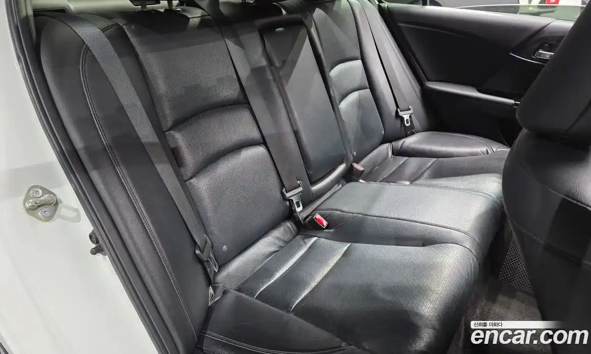 Honda Accord 2016 2.4 автомат (гидро), фото 11