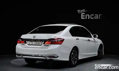 Honda Accord 2016 2.4 автомат (гидро), миниатюра 2