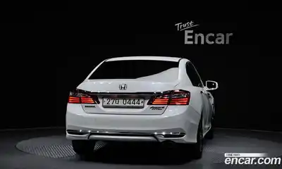 Honda Accord 2016 2.4 автомат (гидро), миниатюра 4
