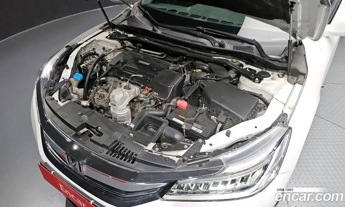 Honda Accord 2016 2.4 автомат (гидро), фото 6