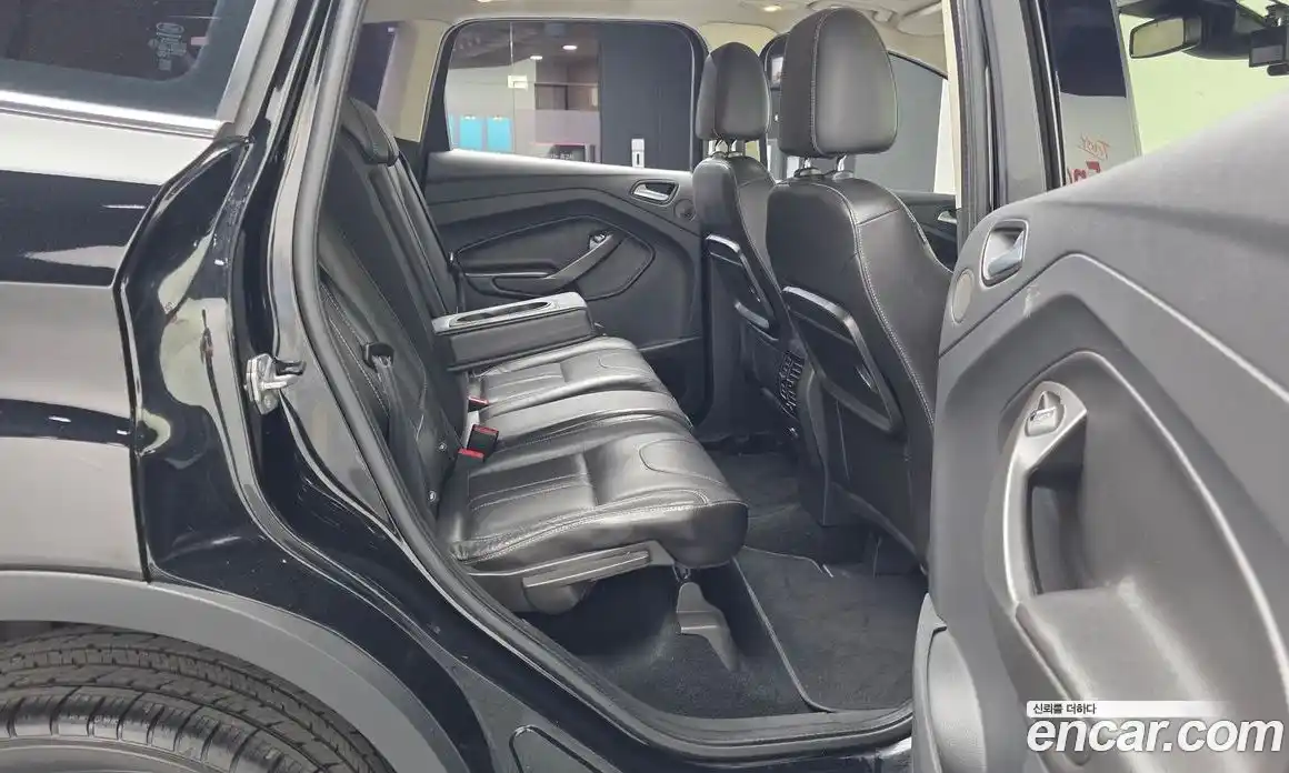 Ford Kuga 2016 2.0 автомат (гидро), фото 12