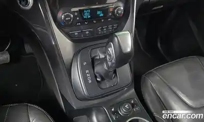 Ford Kuga 2016 2.0 автомат (гидро), миниатюра 9