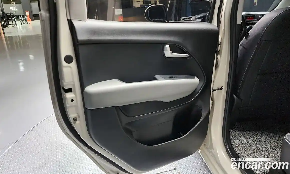 Kia Ray 2022 1.0 гидро, фото 15