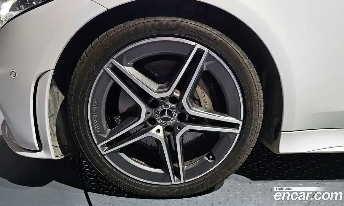 Mercedes-Benz CLS-Class 2019 1.9 гидро, фото 5