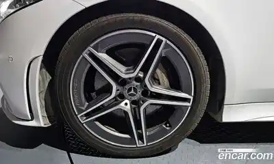 Mercedes-Benz CLS-Class 2019 1.9 гидро, миниатюра 5