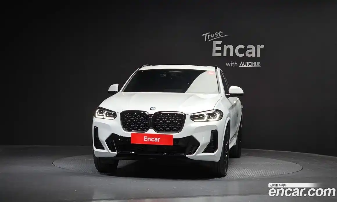 BMW X4 2025 2.0 гидро, фото 3