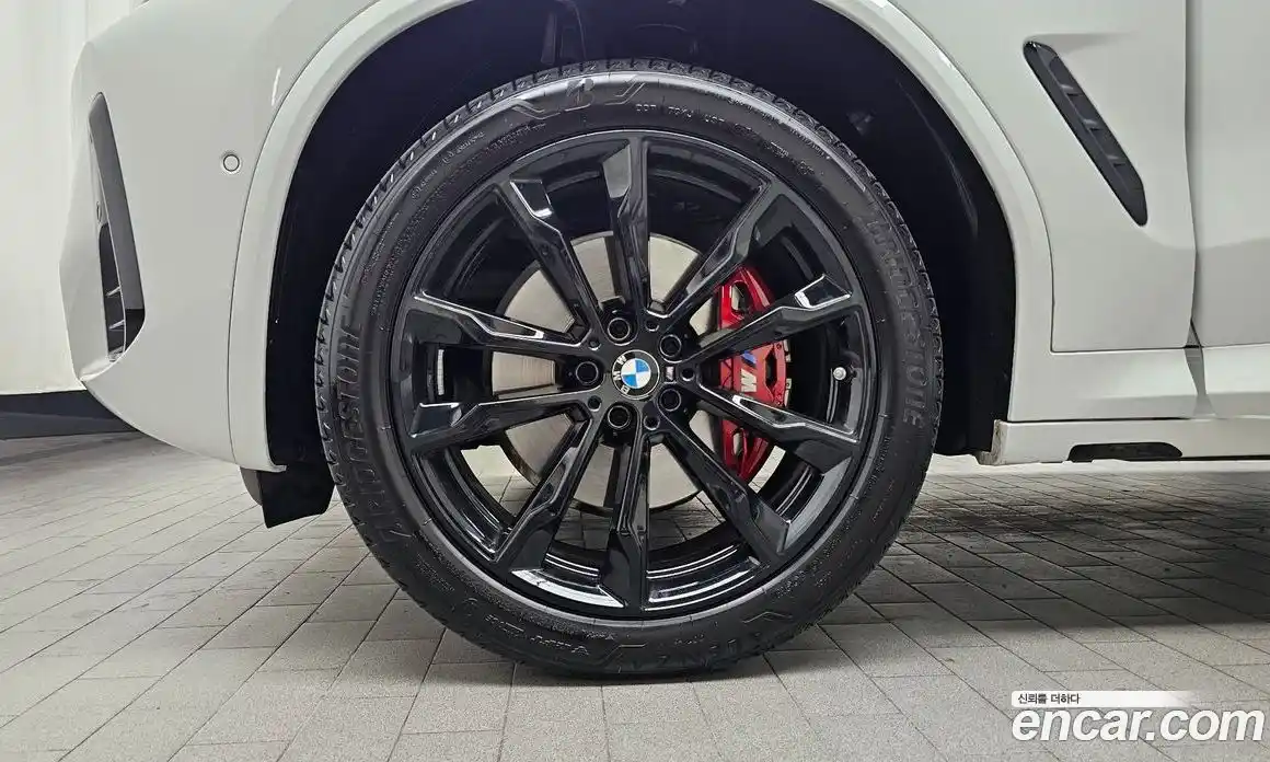 BMW X4 2025 2.0 гидро, фото 5