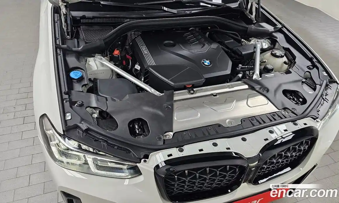 BMW X4 2025 2.0 гидро, фото 6